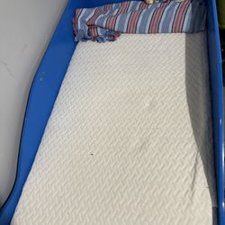 Toddlers Bed With Mattress