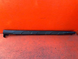 2018 - 2023 HYUNDAI KONA RIGHT PASSENGER SIDE SKIRT ROCKER PANEL MOLDING OEM