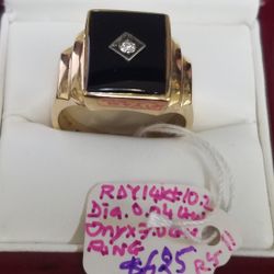 14k Yellow Gold Onyx 7.0 Ctw Diamond 0.04 Ctw Ring Size 11