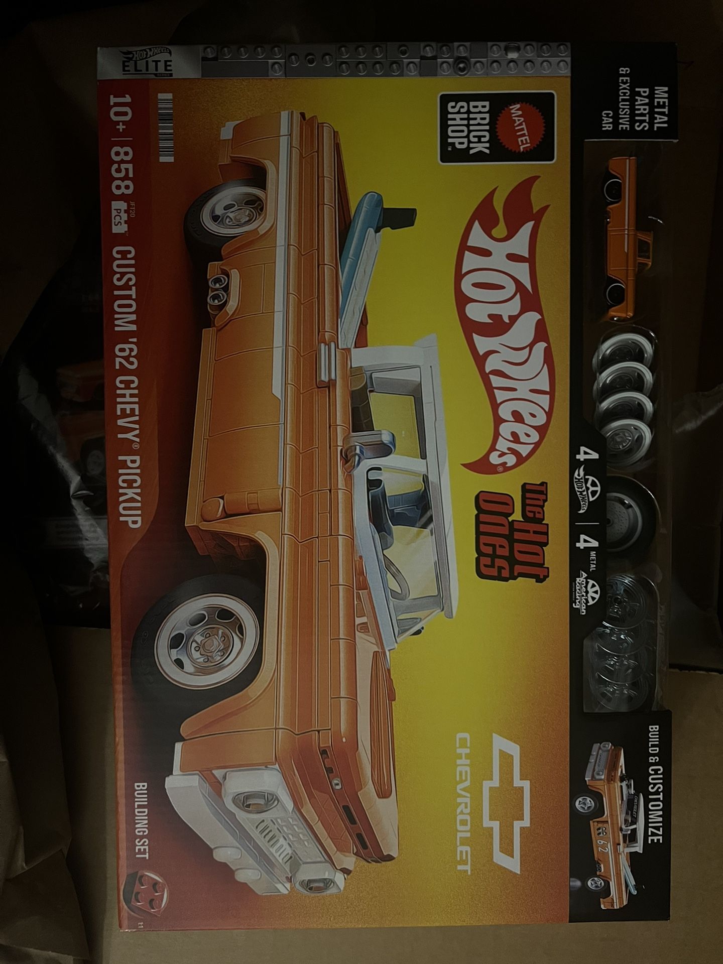 MATTEL BRICK SHOP 1962 CHEVY C10 CUSTOM SOLD OUT NEW