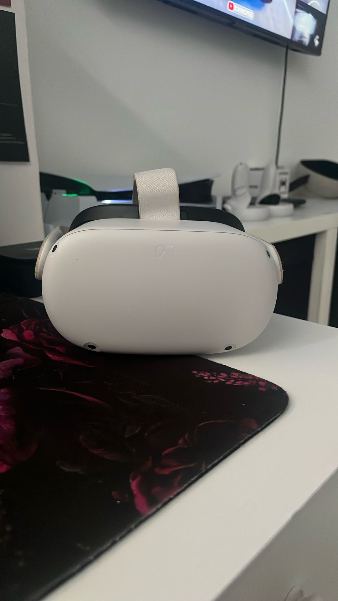Meta Quest 2 VR Headset + Case Works Great $220 OBO