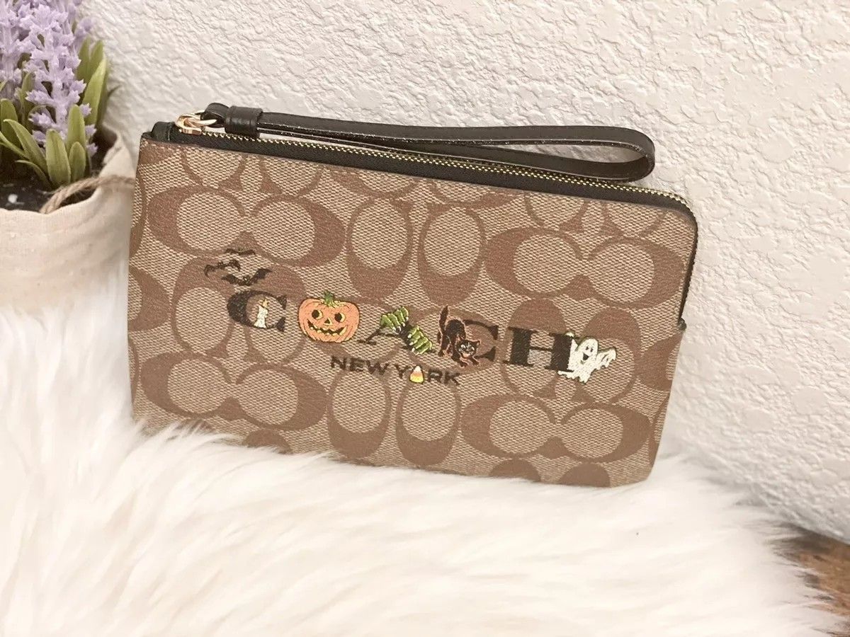 *RARE* Coach Halloween Wristlet 