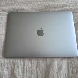 MacBook Pro 13.3" Laptop - Apple M1 chip - 8GB Memory - 256GB SSD- Space Gray
