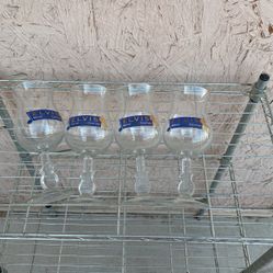 4 Elvis Wine Glasses 