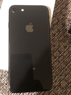 Factory unlocked apple iphone 8, store warranty
