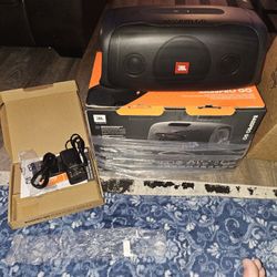 Basspro Go In Vehicle Subwoofer And Home Charger 