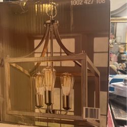 Brand New 3 Light Pendant Beautiful 