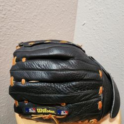 Wilson Leather Baseball Glove RHT-12"