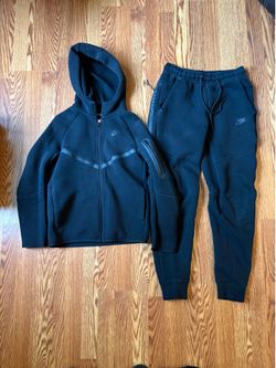 Nike tech
