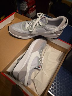 Nike Men's Waffle Debut