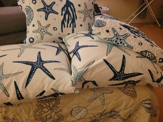 Beach Twin Comforter w/ Pillows