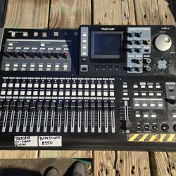 TASCAM DP-24SD 24-Track Digital Portastudio