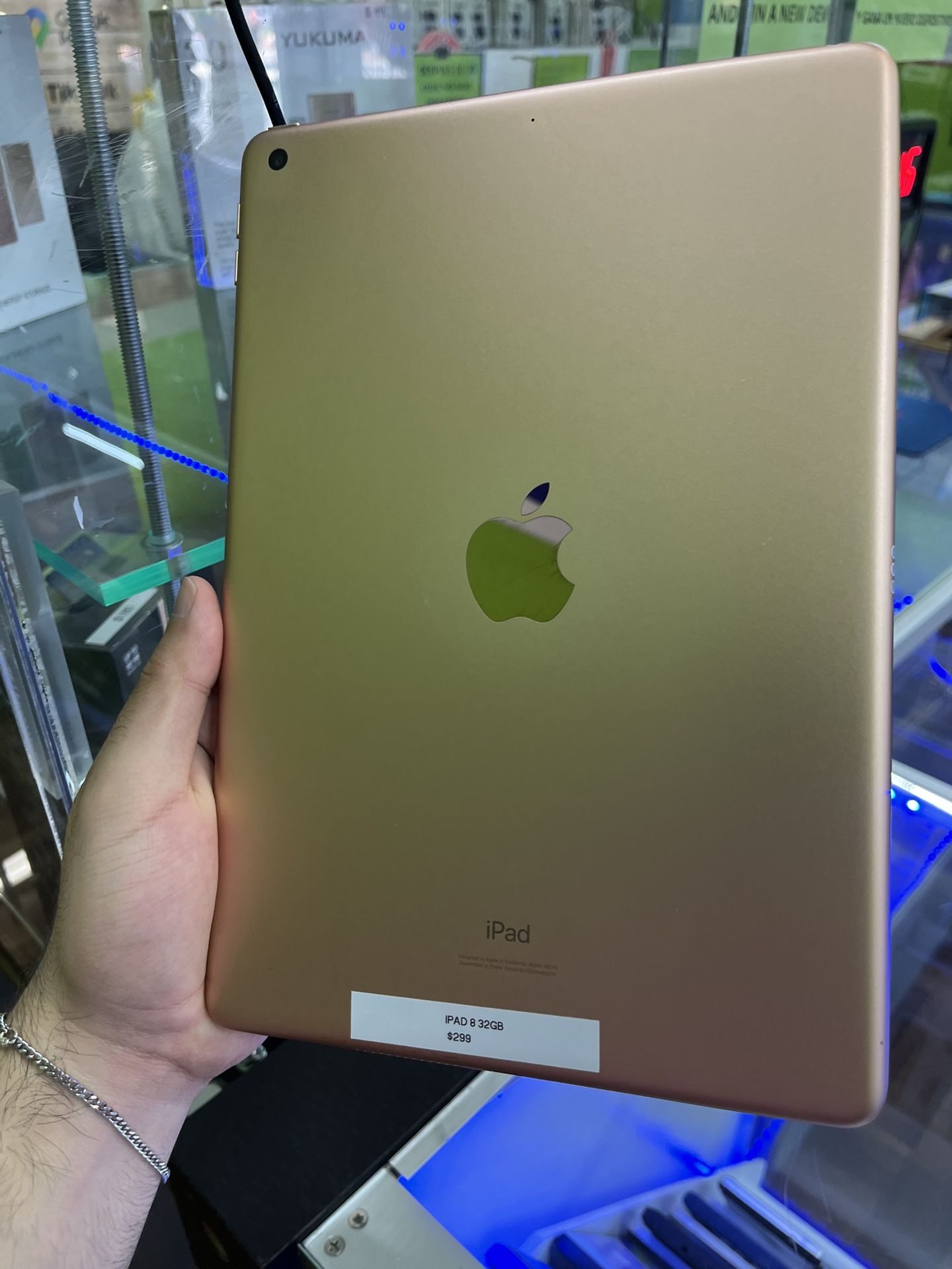 iPad 8