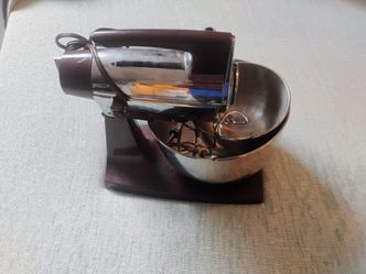 Sunbeam electric mixer
