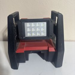 Milwaukee 18-Volt ROVER Dual Power Flood Light (Tool Only)