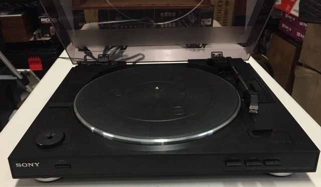 2 Sony PS-LX250H Record Player Turntables