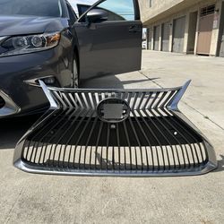 Lexus ES300h OEM- Grille, Chrome Shell