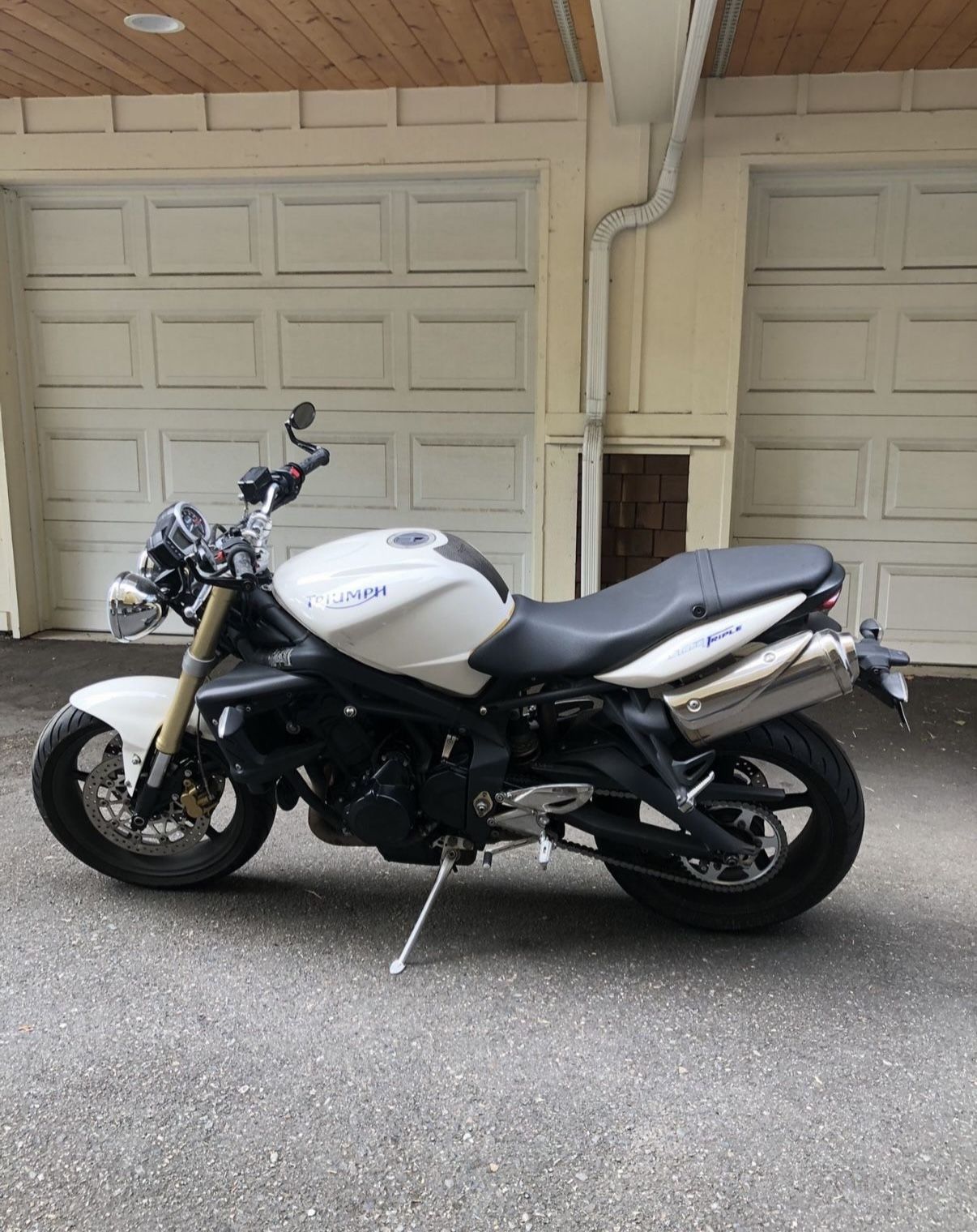 2009 Triumph Street Triple 675