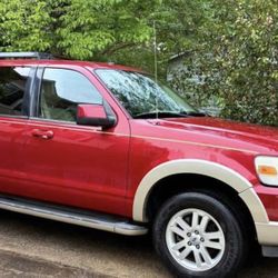 2010 Ford Explorer