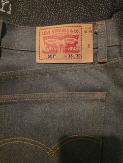 Levis