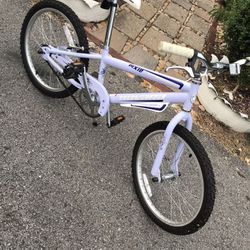 NOVARA girl’s bike 20” new bike
