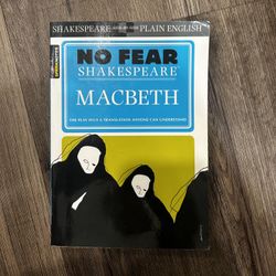 📖 Shakespeare “Macbeth” & “Romeo & Juliet” Books