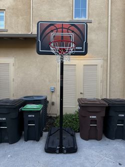 Lifetime Height Adjustable Portable Basketball System, 44 Inch Backboard
