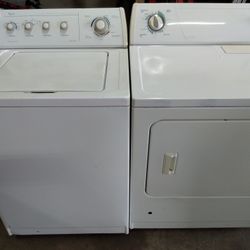 Whirlpool Set Washer And Gas Dryer They Both Work Great