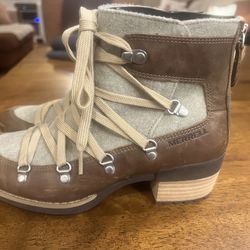 Women’s Merrell Shiloh II Boots 7