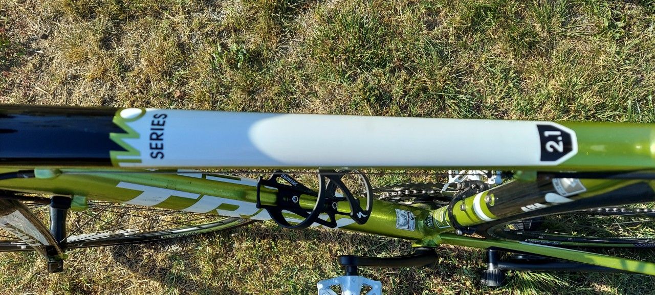 2012 Trek 2.1 Compact Apex 54 CM 200 Series Alpha Aluminum