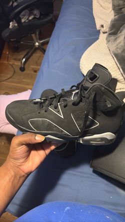 Retro 6 cap nd gown