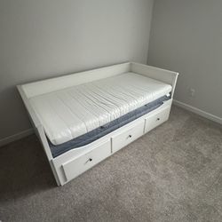Trundle Bed(s) 