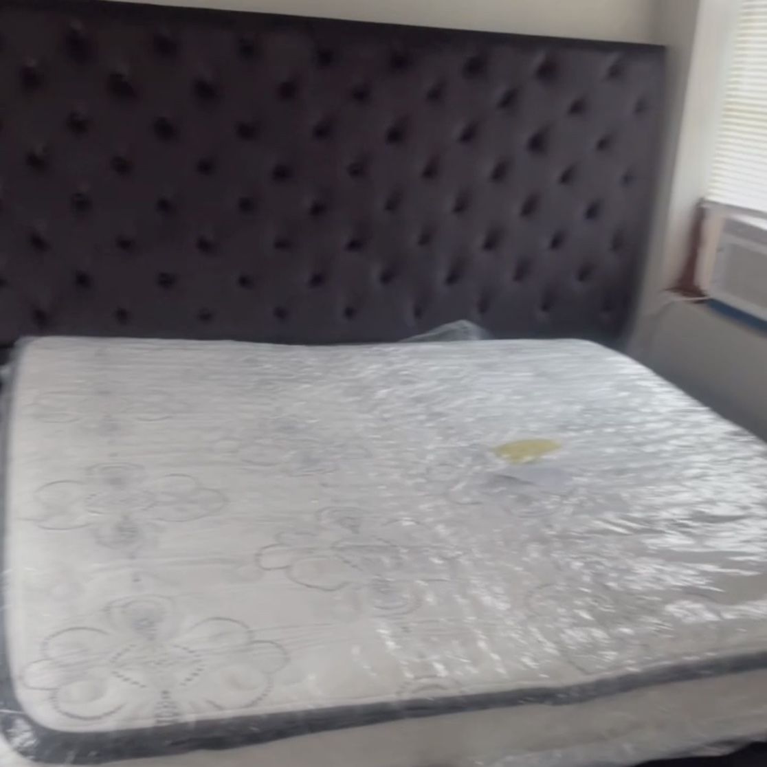 King Size Bed  Frame With Mattress 