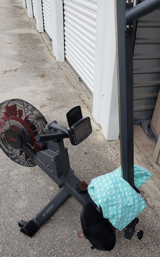 Rowing Machine - SUNNY Brand