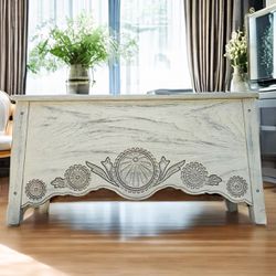 White Distressed Solid Wood Trunk/chest/coffee Table