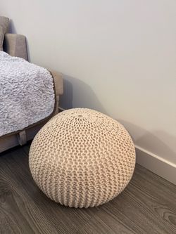 Pouf