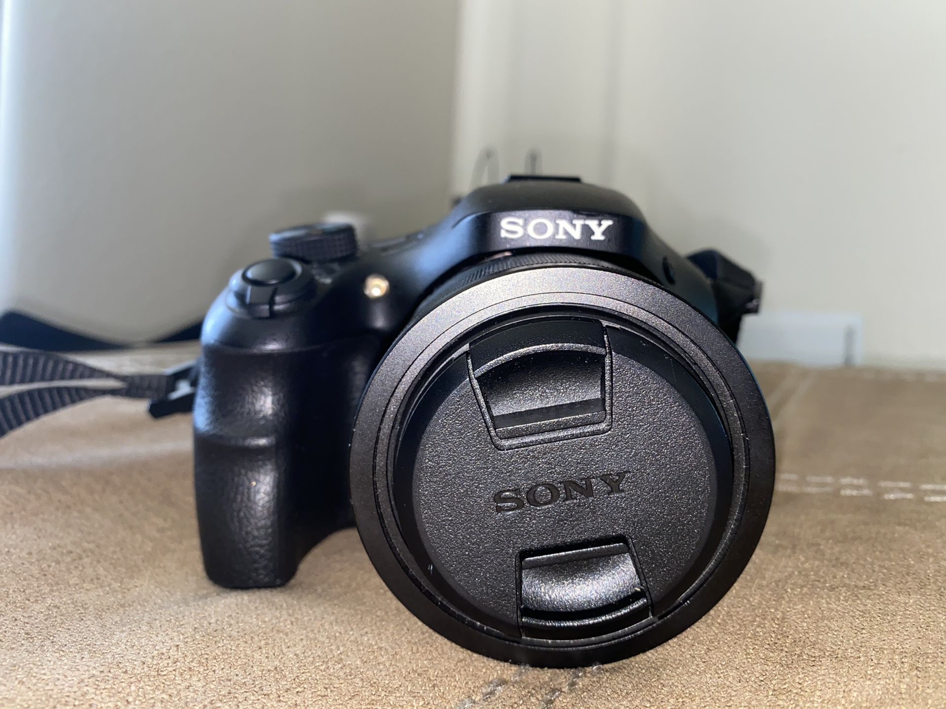 $250 sony camera