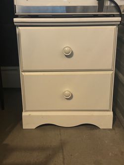 Night stand dresser