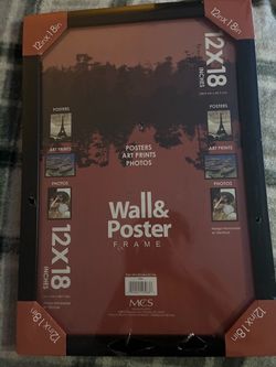 Poster frame