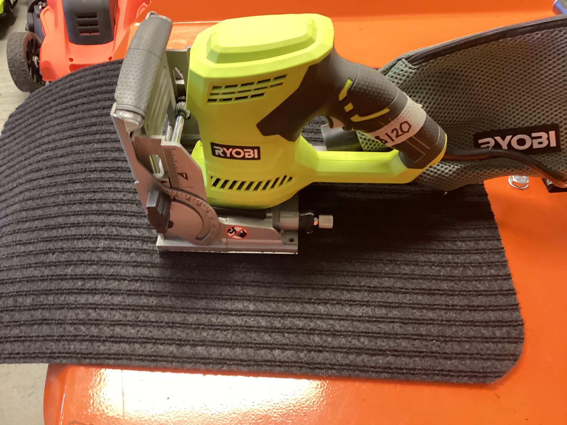 RYOBI Amp AC Biscuit Joiner Kit with Dust Collector and Bag $80 for Sale  in Albuquerque, NM OfferUp