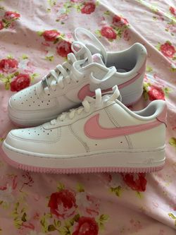 Pink Nike