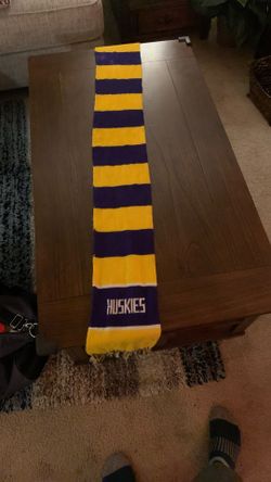 Washington Huskies Scarf