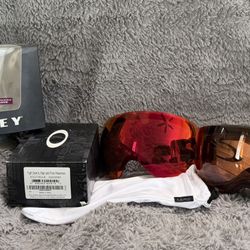 Oakley Flight Deck XL Snow Goggles – Like New – Prizm Lenses 