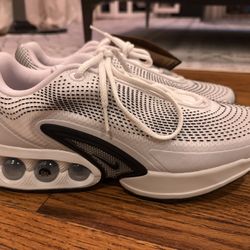 Nike Air Max DN Size 12