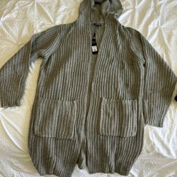 Women’s Clothes Large