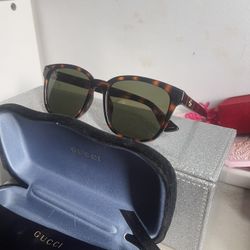 Gucci Sunglasses 