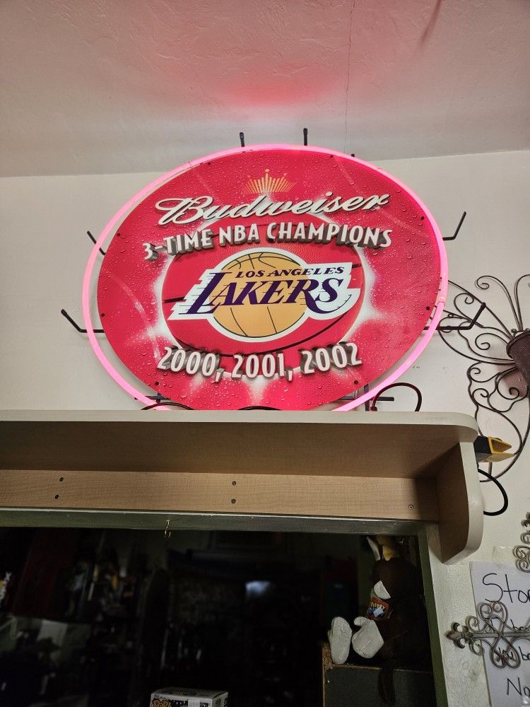 Vintage Budweiser Neon