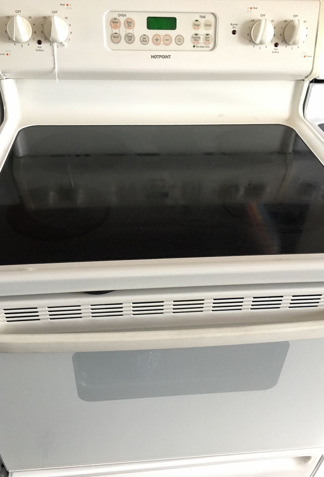Hotpoint beige stove