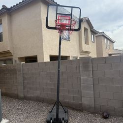 Basketball hoop