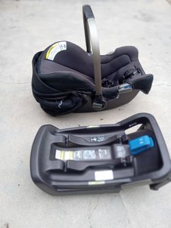 Nina car seat and base
